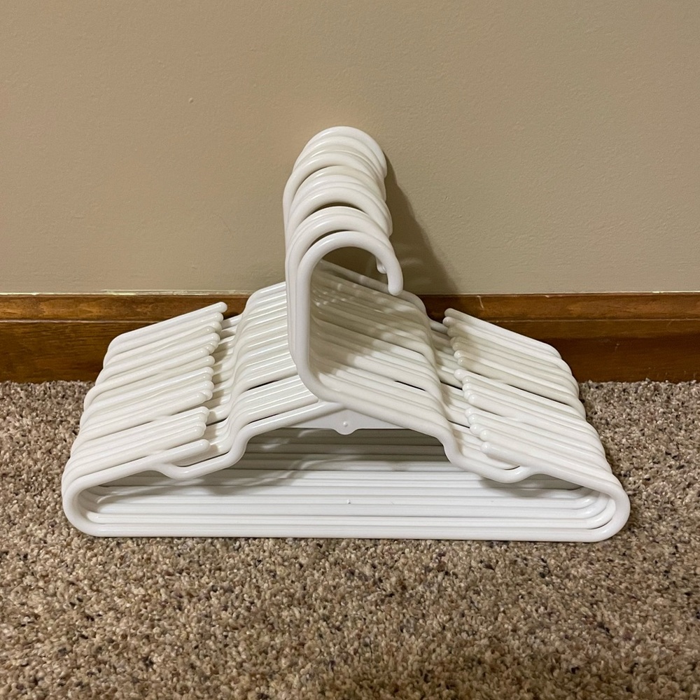 Set of 20 - Kids Hangers - White